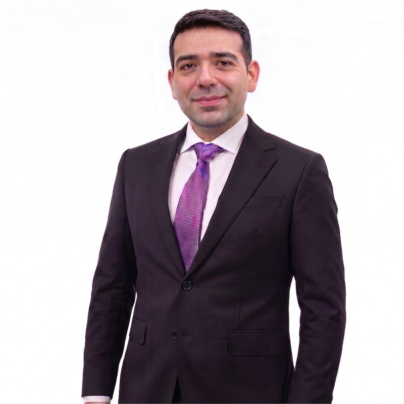Dr. Cristian Inostroza